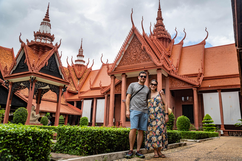 Phnom Penh: City Tour include S-21 Museum & Killing Field Haft Day: City Tour - No Killing Fields & Tuol Sleng