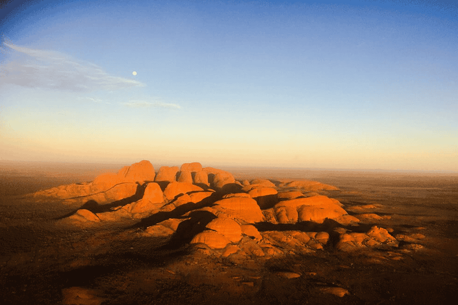 Kata Tjuta Private Guided Sunrise Tour. Foto: GetYourGuide Kata Tjuta Private Guided Sunrise Tour. Foto: GetYourGuide