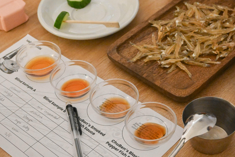 Ho-Chi-Minh-Stadt: Einzigartiges Erlebnis beim Verkosten handwerklich hergestellter FischsaucenHo-Chi-Minh-Stadt: Einzigartiges Erlebnis beim Probieren von handwerklich hergestellt