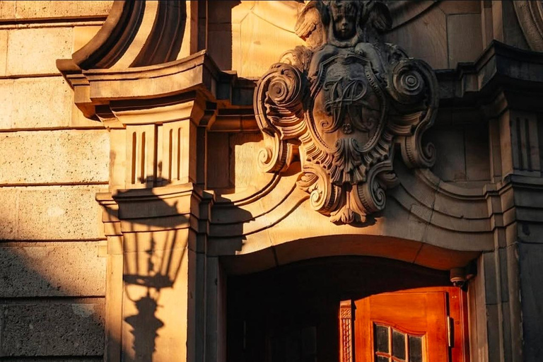 Düsseldorf Photo Tour with a Private Photographer