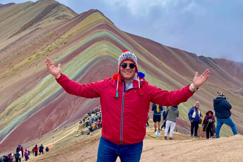 Cusco en dag: Tour Rainbow Mountain &amp; Red Valley opcionalEndagstur till Rainbonw Mountain med möjlighet att besöka Röda dalen