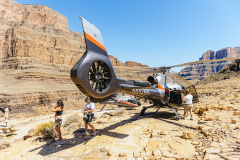 From Las Vegas: Grand Canyon Helicopter Tour with ChampagneSunset Flight and Landing with Champagne