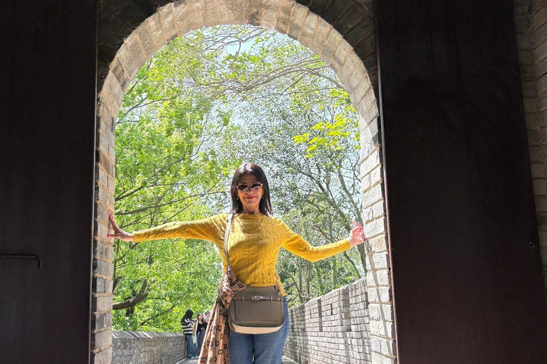 Hangzhou: Jiangnan Great Wall Day Trip by Bullet Train