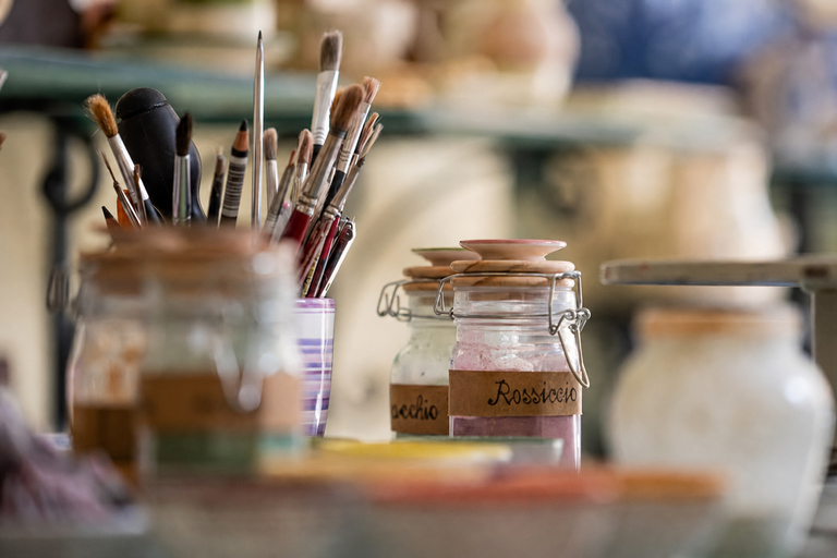 Cagli: Plate painting workshop with Le Cerquate decoration