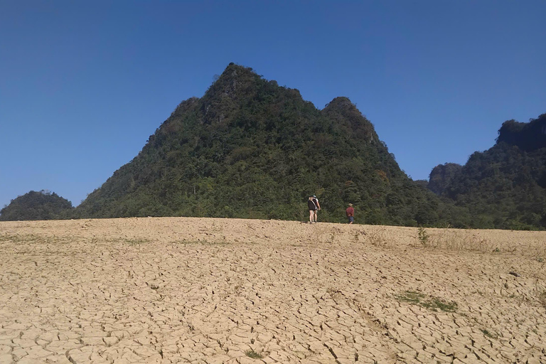 De Ha Noi: 2 dias de Trekking na Montanha do Olho de Anjo e de mota