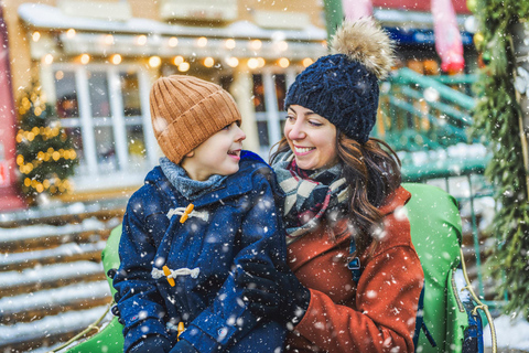 Vancouver’s Festive Shoreline: A Christmas Walking Tour