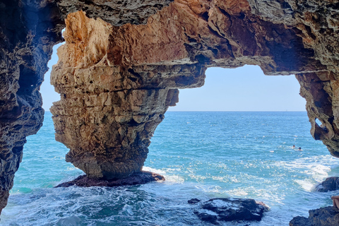 Valencia: Cala Moraig Beach and Cova dels Arcs Hike
