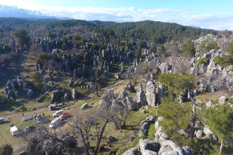 Side: wycieczka 1-dniowa do kanionu Orła z Adlerem i lunchemWycieczka do Kanionu Orła i spływ raftingowy z obiadem i odbiorem z hotelu