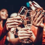 Parigi: crociera fluviale sulla Senna con Champagne e musica