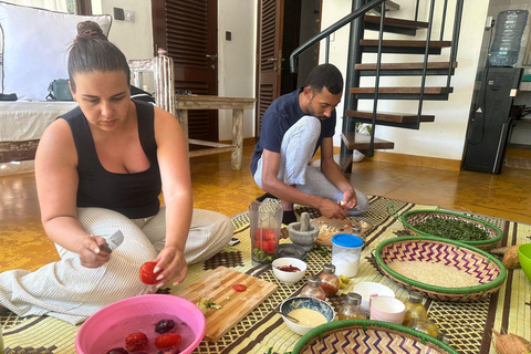 Mombasa: Swahili Cooking Class with Market Tour