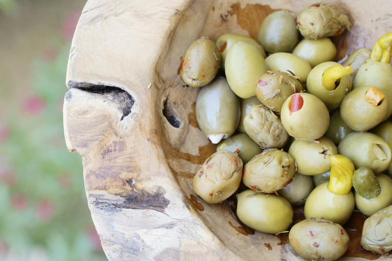 Olivenölverkostung in Athen