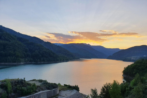 Von Bukarest aus: Schlammige Vulkane und Salzbergwerk Private Tour