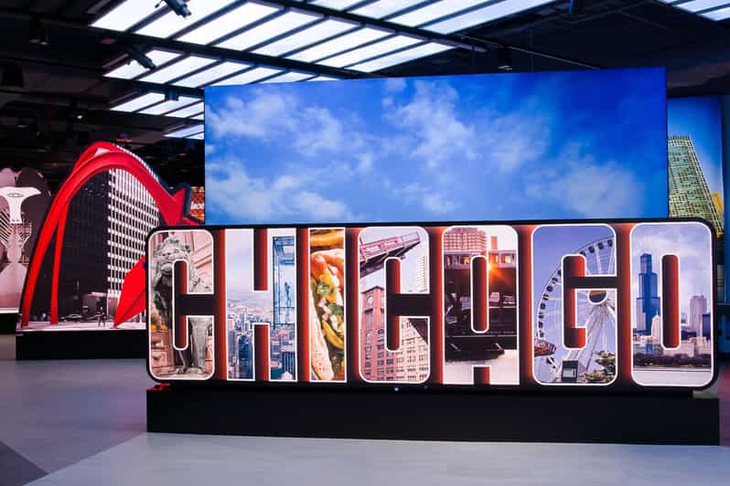 Chicago: Willis Tower Skydeck and The Ledge Ticket