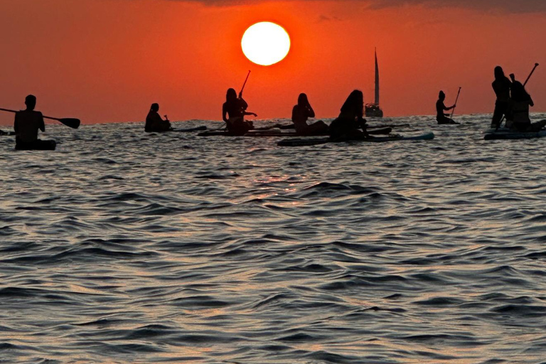 Barcelona Sunrise Paddle Board – Photos & Breakfast Included