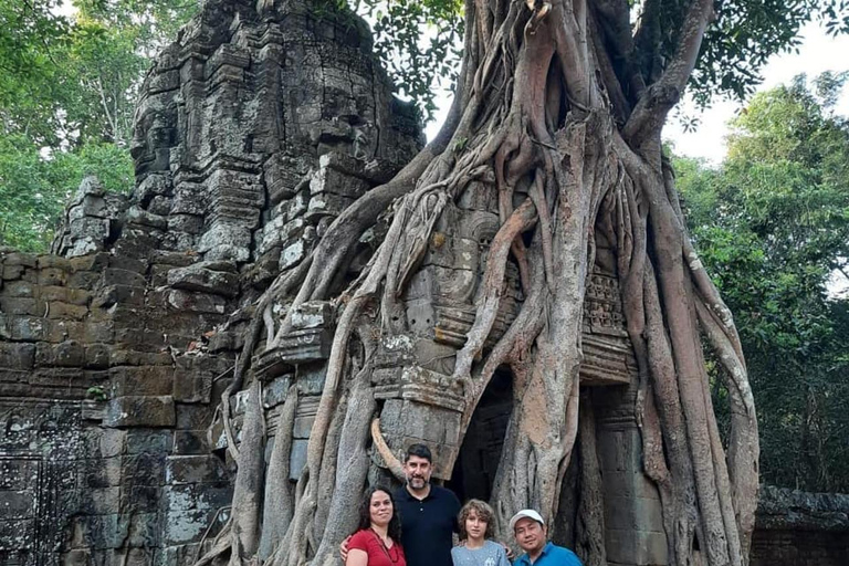 Siem Reap: Utforska Angkor 2 dagar med spansktalande guide2-dagars rundtur i liten grupp i portugisiska