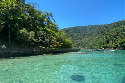 Paraty: Speedboat Tour of the Islands and Paradise Beaches Paraty: Speedboat Ride to the Islands and Paradise Beaches