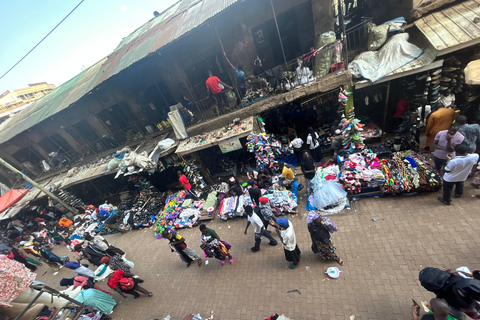 Kampala Suburbs: Exclusive All Markets Tour with Local Guide