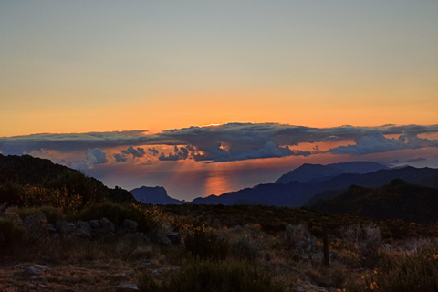 De 0 a 1818 metros hasta Pico do Arieiro Amanecer