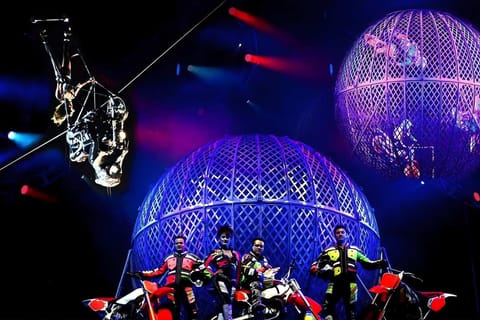 Temple of Heaven & Red Theatre Acrobatic Show Ticket