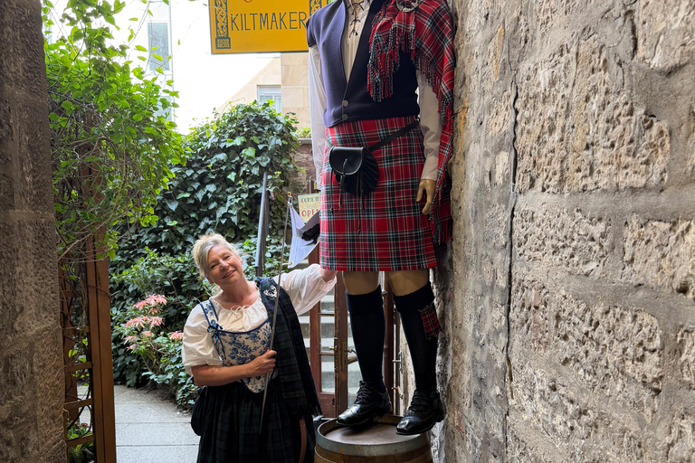 Edinburgh: Royal Mile Walking Tour with Local Guide