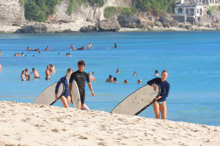 Uluwatu:Catch Your First Wave With Professional Surf Coaches