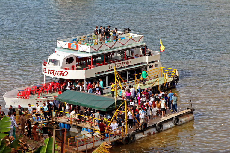 Full-day Tour to Guatapé Piedra del Peñol from Medellin