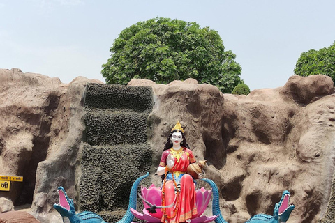 Dagtour naar Mathura en Vrindavan met gids vanuit Delhi/AgraAgra to Mathura Vrindavan Transfer By Car