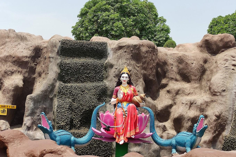 Dagtour naar Mathura en Vrindavan met gids vanuit Delhi/AgraAgra to Mathura Vrindavan Transfer By Car