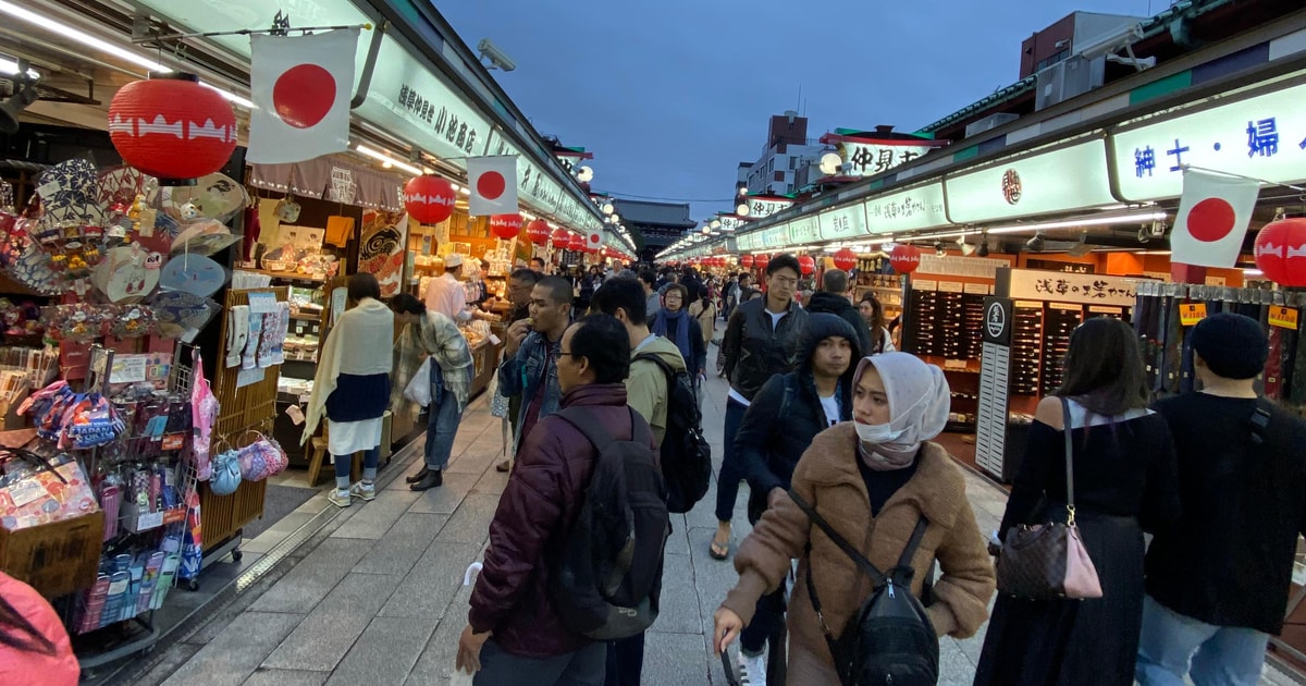 Tur Al Ora Ului Tokyo Tur De O Zi Cu Ofer Vorbitor De Limba Englez