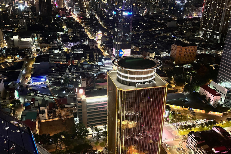 Phnom Penh: Sky Bar Tour with Live Music and Drinks