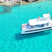 Palma: Deluxe Katamaran mit Snacks, Getränken, SUP und Schnorcheln