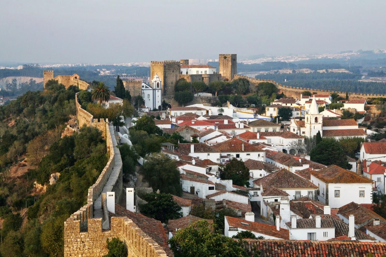 Lissabon: Tagestour nach Óbidos, Peniche und Nazaré