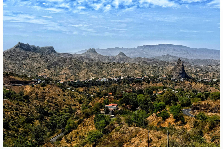 From Praia: Santiago Highlights Tour for Cruise Passengers - half-day tour