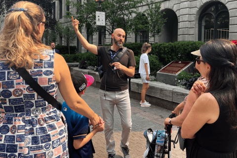 Montreal: Private Walking Tour of Downtown and Old Montreal Tour in English