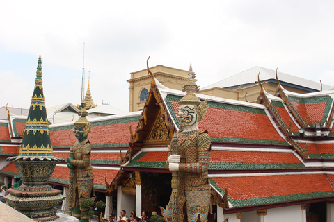 Bangkok: Grand Palace, Wat Pho, Wat Arun Sacred & Local Tour Tha Maharaj