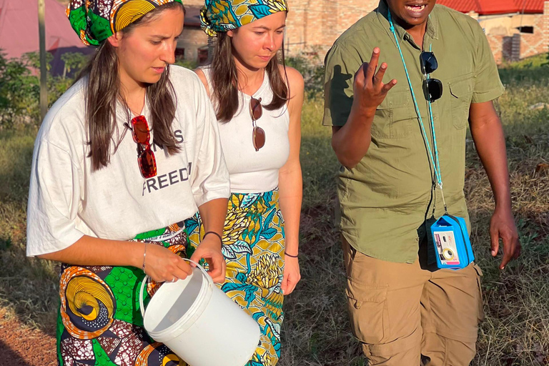 Kamonyi: Rwandan Coffee Farm & Family Cultural Tour
