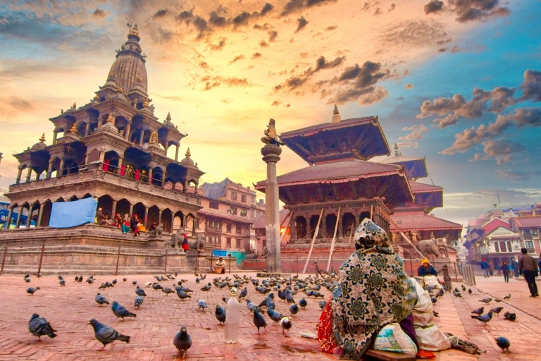 Privérondleiding langs de vier UNESCO-plekken van KathmanduPrivé rondleiding door Kathmandu langs werelderfgoederen