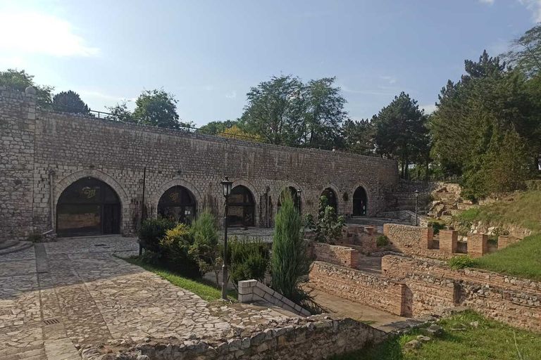 Desde Belgrado: Ciudad del Diablo y Ciudad de Nis - excursión de día completo