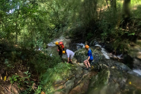 Santa Marta & Minca: Jungle Hike and Waterfall Rappelling