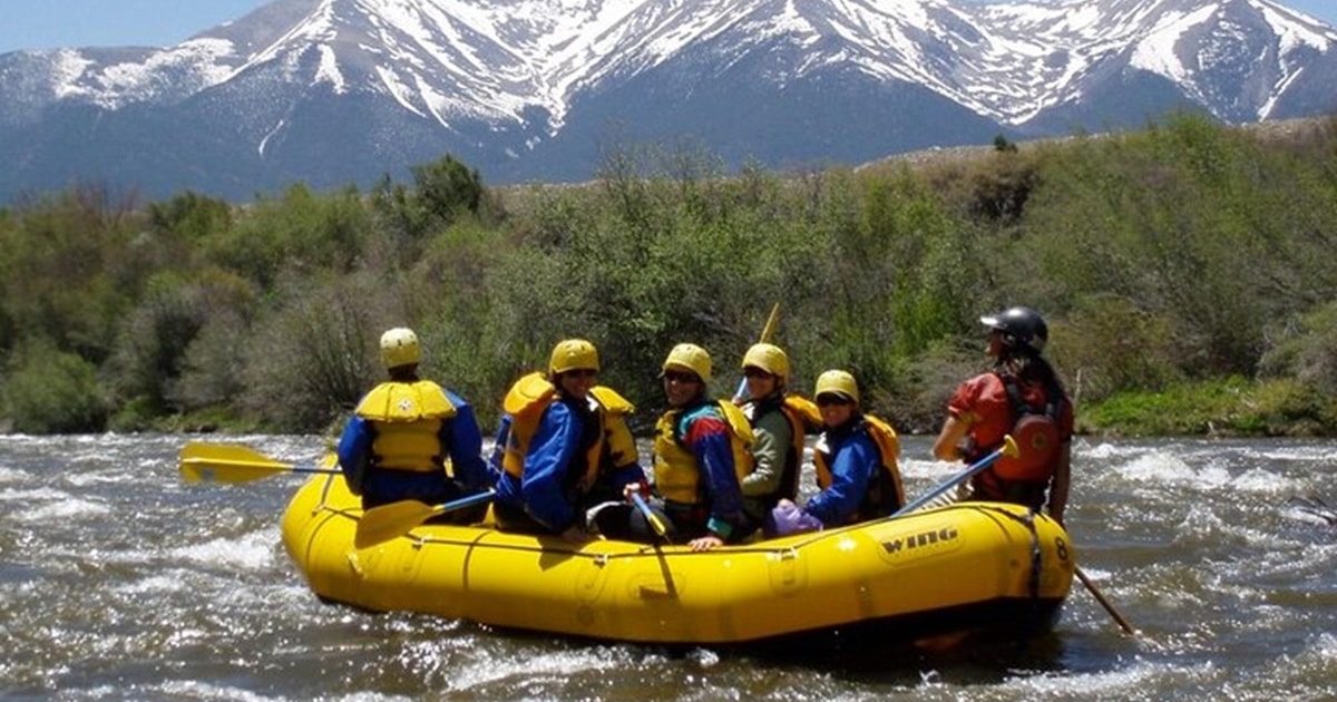 ブエナビスタ：ナンバーズ半日ラフティングとジップライン GetYourGuide