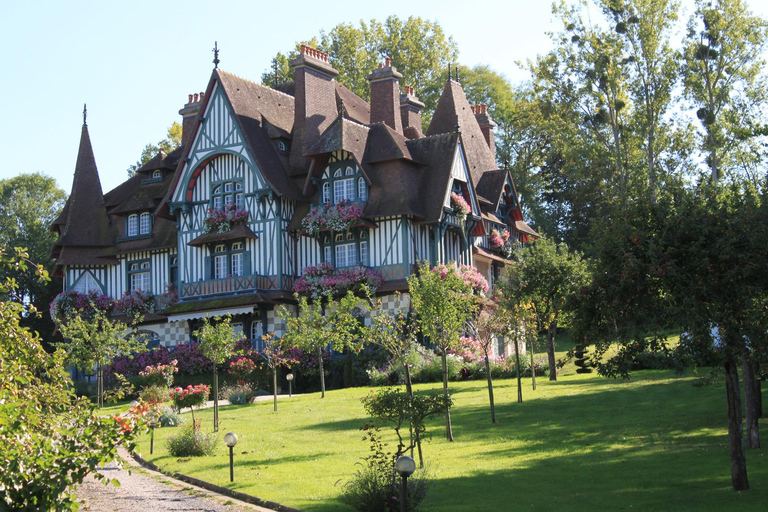 Honfleur y Deauville Tour privado de medio día en sidecar (3H30)