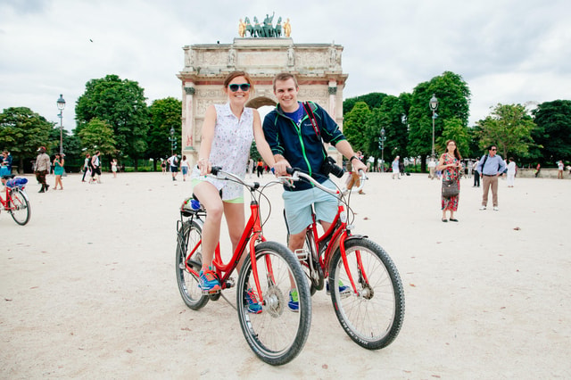 Paris Bike and Electric Bike Rentals