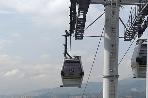 Comuna 13 Narrated by its Leaders