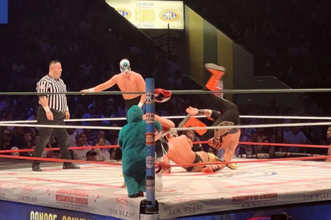 Mexico City: Lucha Libre, Michelada Workshop & Arena México Mexico City: Friday Lucha Libre & Michelada Experience