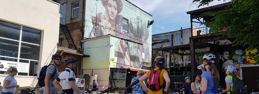 Vilnius : visite privée à vélo du Vilnius soviétique