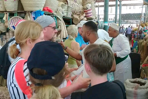 Mombasa City: Landausflug mit Verkostung von Street Food.