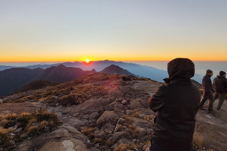 MANTIQUEIRA SELVAGEM CHALLENGE - 12 jours de défi dans les montagnes !!!