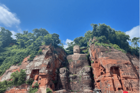 Chengdu to Leshan Buddha & Oriental Buddha Capital Private Private tour with English/Cantonese guide