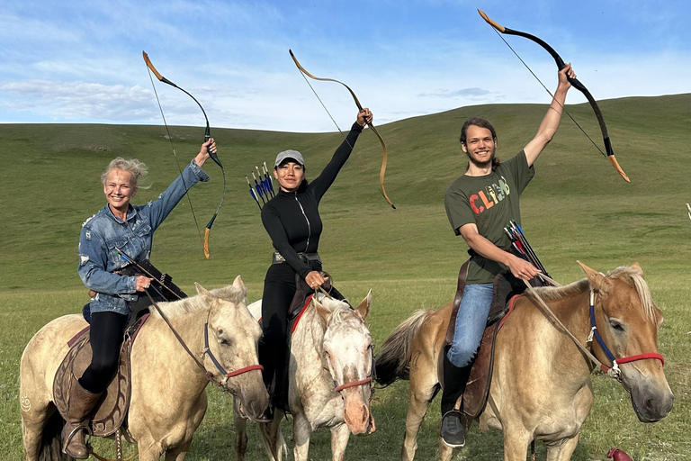 3 days Horse Archery lesson by epic MONGOL warriors