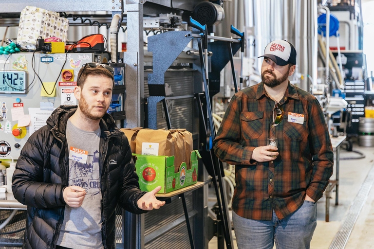 Portland, Maine: Excursão de ônibus pela cervejaria local e bebidas espirituosasVisita a Portland's Local Pour